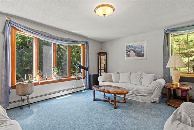 189 Wolf Rock Road, Exeter, RI 02822