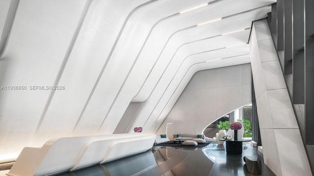 1000 Biscayne Blvd 3802, Miami, FL 33132