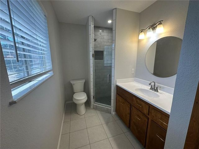 101 Terlingua Dr, Portland, TX 78374