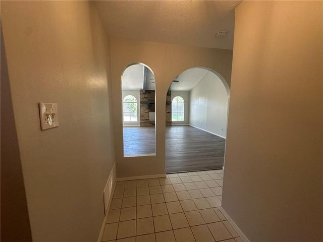 101 Terlingua Dr, Portland, TX 78374