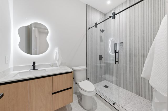 934 Autumn Oaks Drive, Houston, TX 77079