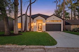 934 Autumn Oaks Drive, Houston, TX 77079