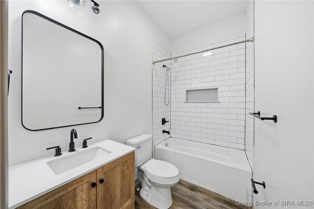 917 Fulton Street, Jeffersonville, IN 47130