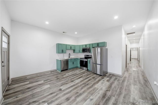 917 Fulton Street, Jeffersonville, IN 47130