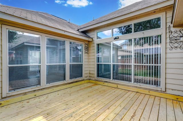 15806 Land View Drive, Houston, TX 77073