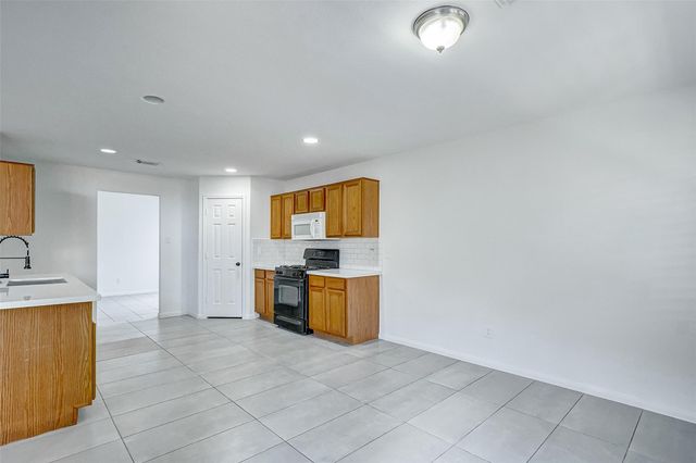 15806 Land View Drive, Houston, TX 77073