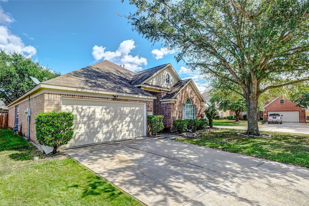 15806 Land View Drive, Houston, TX 77073