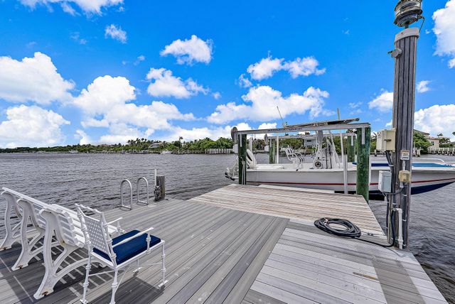 3543 S Ocean Boulevard 107, South Palm Beach, FL 33480