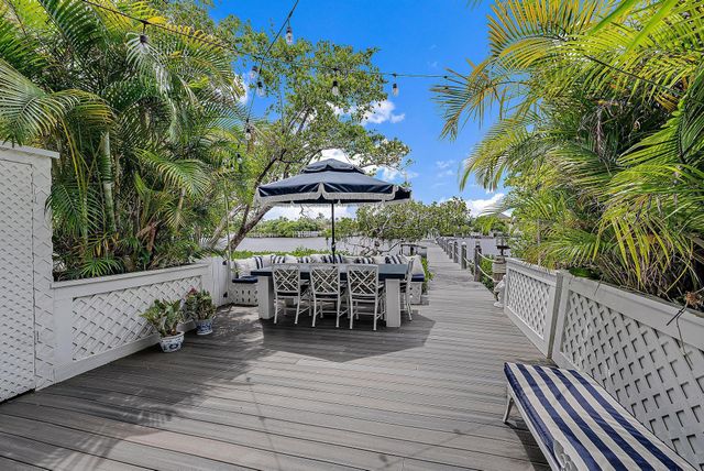 3543 S Ocean Boulevard 107, South Palm Beach, FL 33480