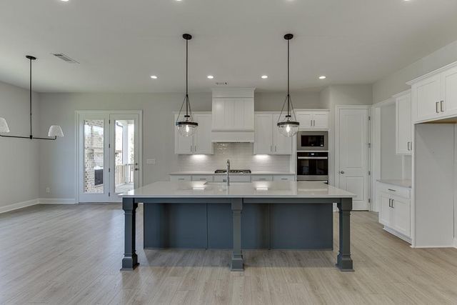 450 Thunder Road, Buford, GA 30518