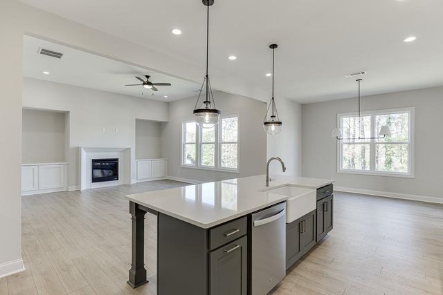 450 Thunder Road, Buford, GA 30518