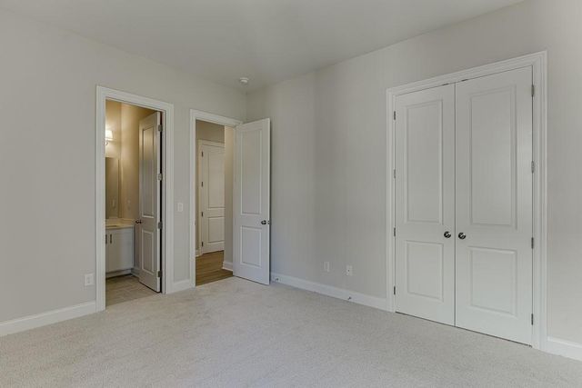 450 Thunder Road, Buford, GA 30518