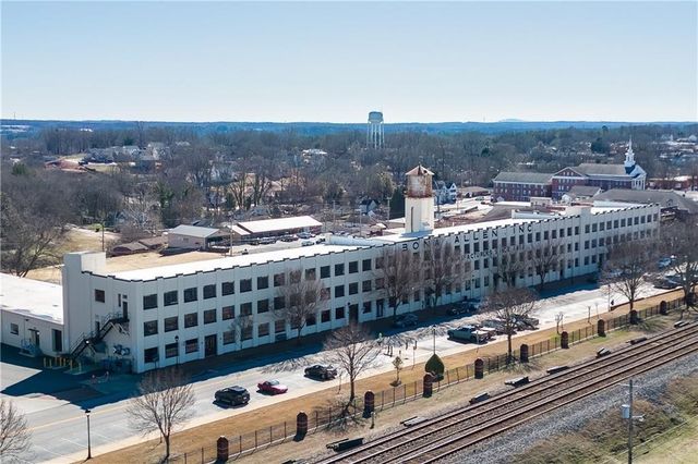 450 Thunder Road, Buford, GA 30518