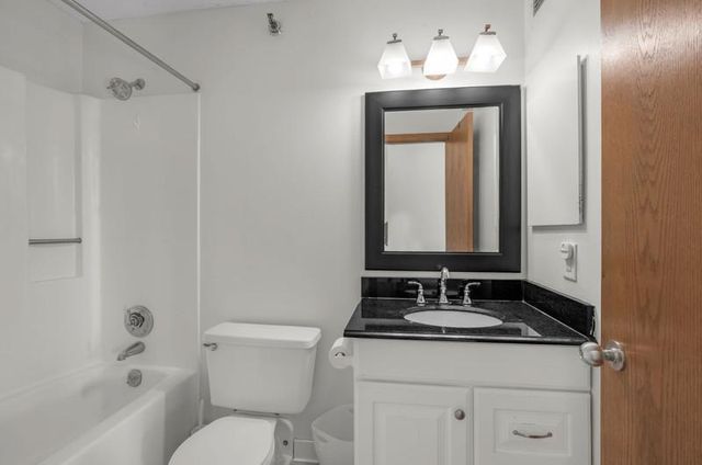 433 S 7th Street 1627, Minneapolis, MN 55415