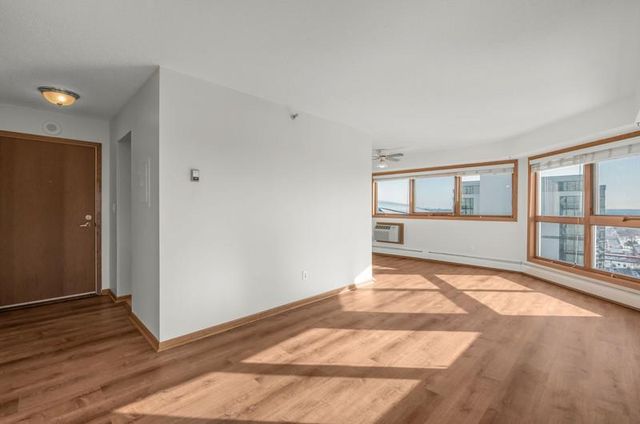 433 S 7th Street 1627, Minneapolis, MN 55415