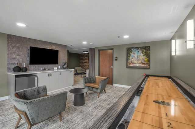 433 S 7th Street 1627, Minneapolis, MN 55415