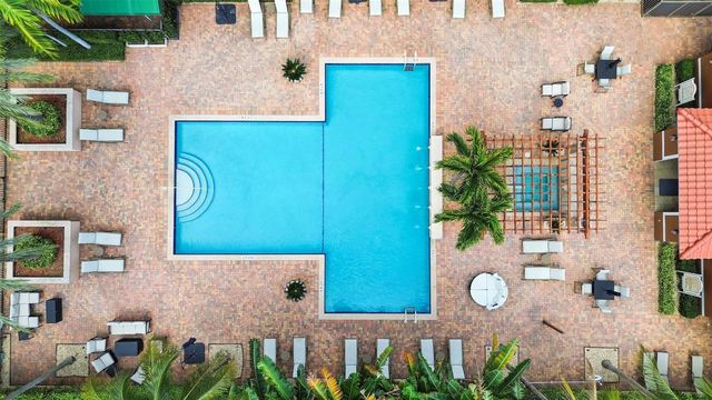 616 Clearwater Park Road 101, West Palm Beach, FL 33401