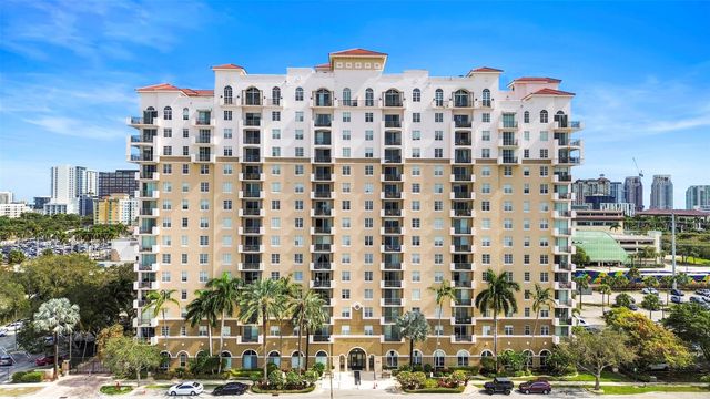 616 Clearwater Park Road 101, West Palm Beach, FL 33401