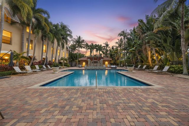 616 Clearwater Park Road 101, West Palm Beach, FL 33401