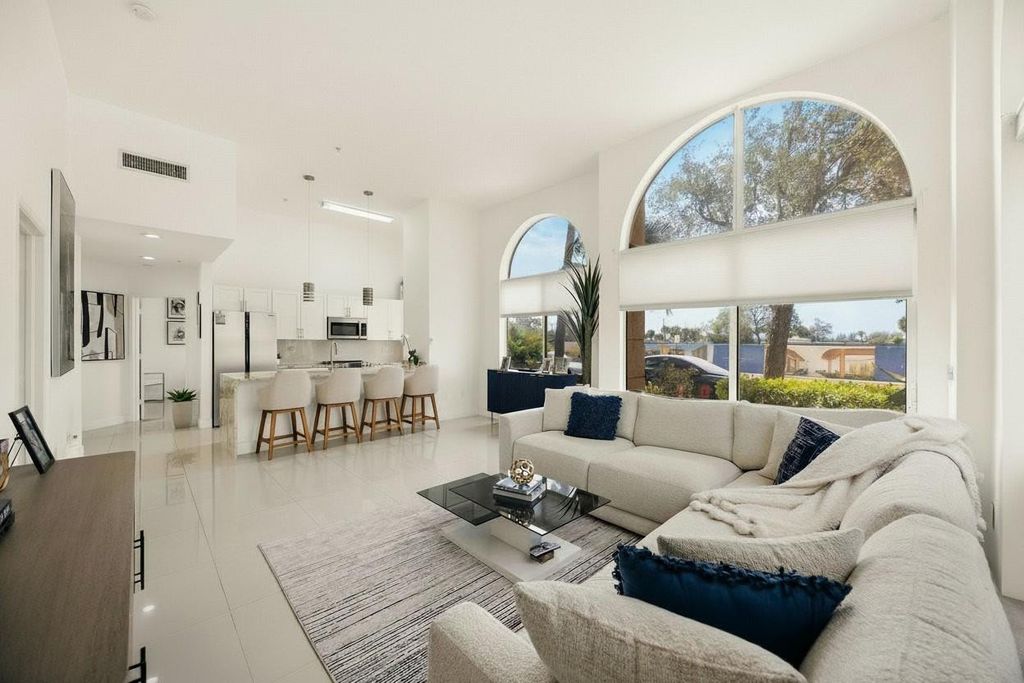 616 Clearwater Park Road 101, West Palm Beach, FL 33401