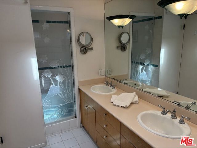 3533 Kelton Avenue, Los Angeles, CA 90034