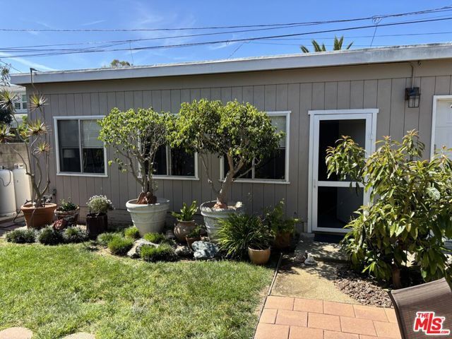 3533 Kelton Avenue, Los Angeles, CA 90034