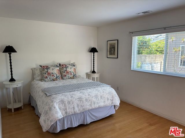 3533 Kelton Avenue, Los Angeles, CA 90034