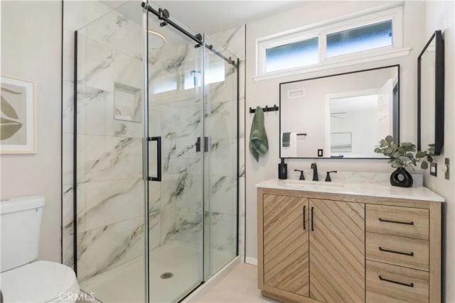 17252 Almelo Lane, Huntington Beach, CA 92649