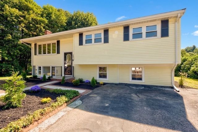 103 Columbus Ave, Stoughton, MA 02072
