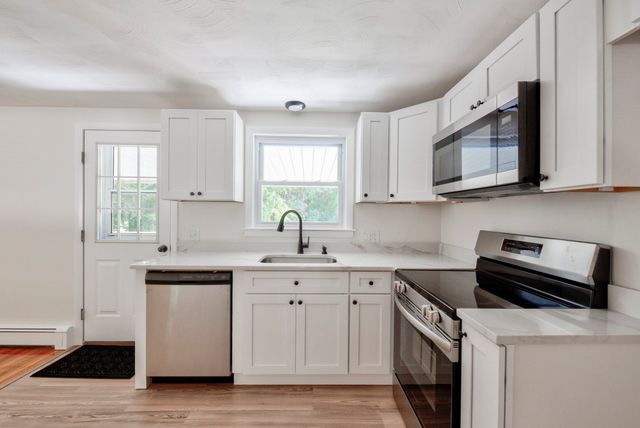 103 Columbus Ave, Stoughton, MA 02072