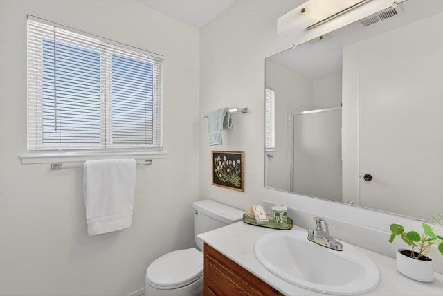 900 Mckenzie Avenue, Watsonville, CA 95076