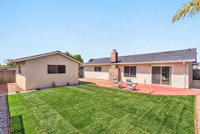 900 Mckenzie Avenue, Watsonville, CA 95076