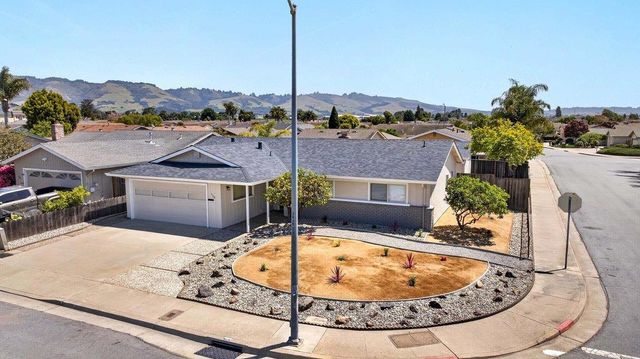 900 Mckenzie Avenue, Watsonville, CA 95076