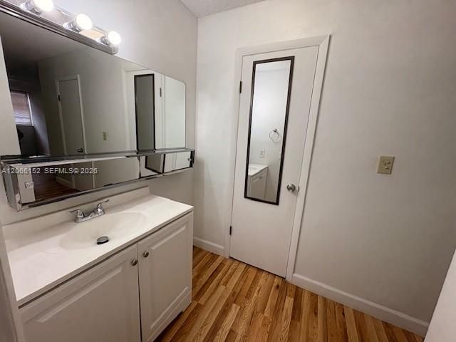 8893 Fontainebleau Boulevard 304, Miami, FL 33172