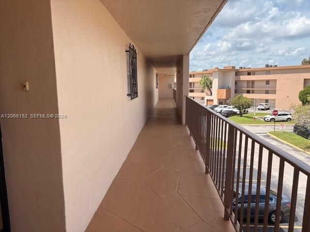 8893 Fontainebleau Boulevard 304, Miami, FL 33172