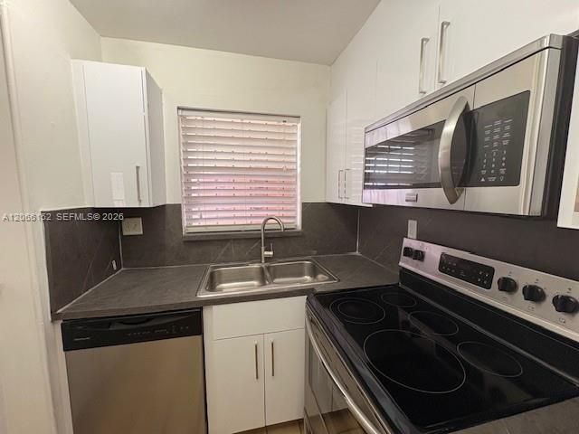 8893 Fontainebleau Boulevard 304, Miami, FL 33172