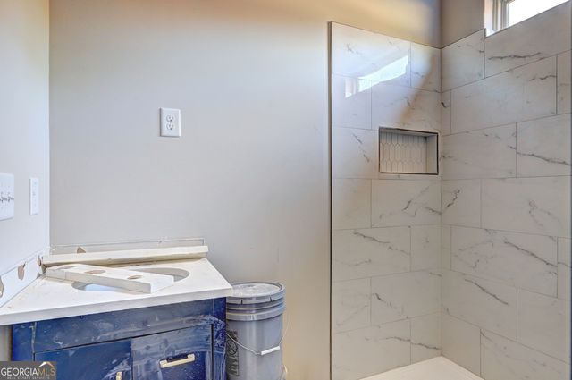 432 Johnson Road, Oxford, GA 30054