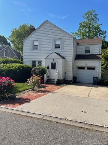 7 Appletree Lane, Great Neck, NY 11023