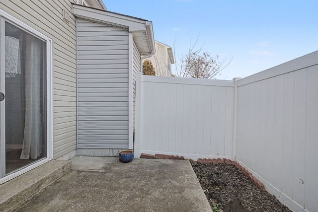 580 Bradburn Village Cir, Antioch, TN 37013