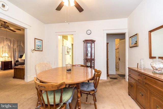 1135 PAWLINGS RD, Audubon, PA 19407