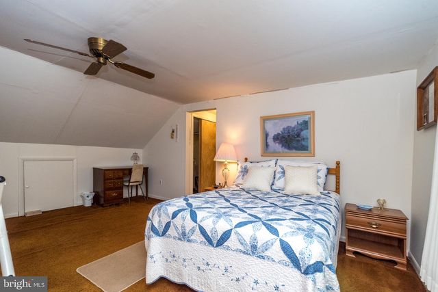 1135 PAWLINGS RD, Audubon, PA 19407