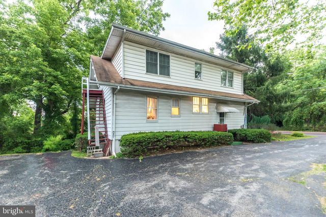 1135 PAWLINGS RD, Audubon, PA 19407