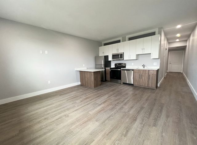 80 Bridge St 410, Dedham, MA 02026