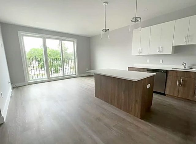 80 Bridge St 410, Dedham, MA 02026