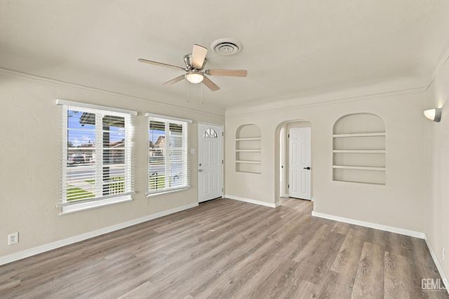 418 Francis Street, Bakersfield, CA 93308