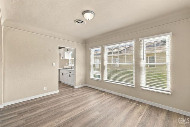 418 Francis Street, Bakersfield, CA 93308