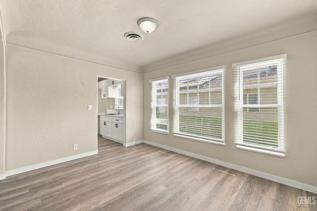 418 Francis Street, Bakersfield, CA 93308