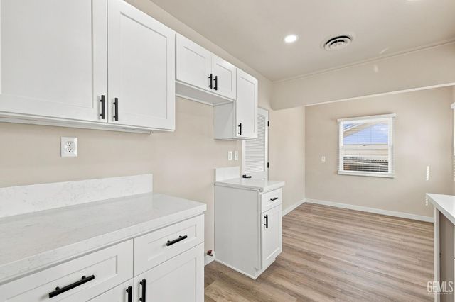 418 Francis Street, Bakersfield, CA 93308