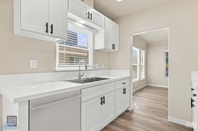 418 Francis Street, Bakersfield, CA 93308