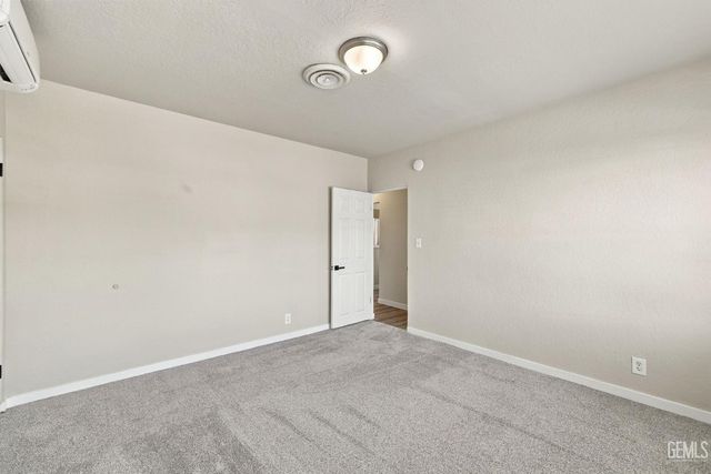 418 Francis Street, Bakersfield, CA 93308
